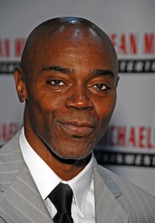 Sean Michaels